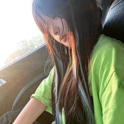 女生联谊会的美女粘球封面